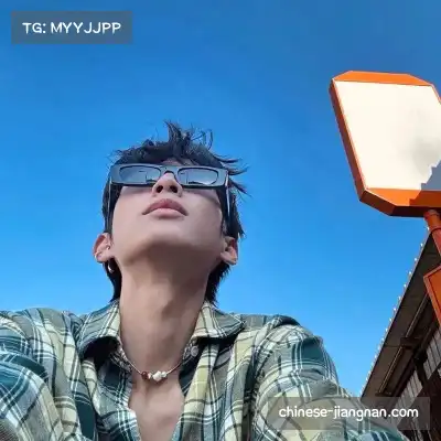严鹤静